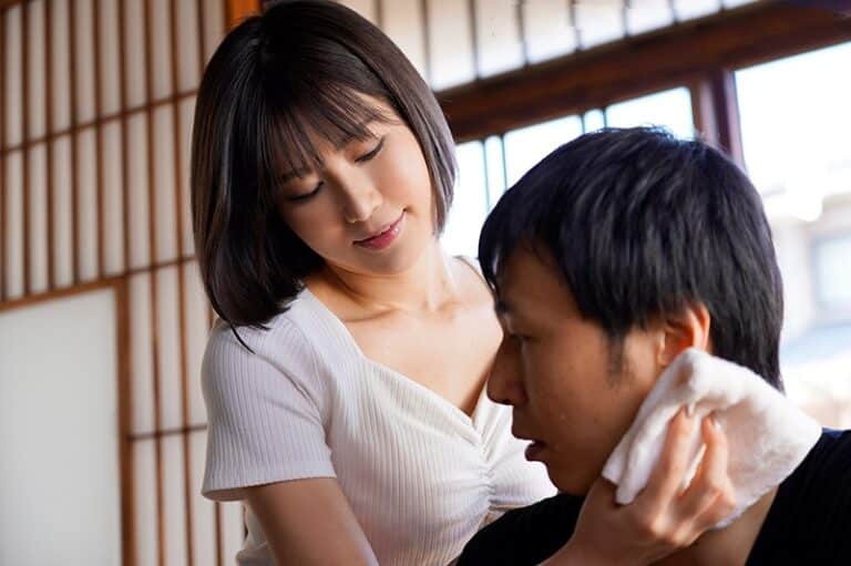 Poster of Chị kế quyến rủ gạ tình em trai khi bố mẹ vừa mất